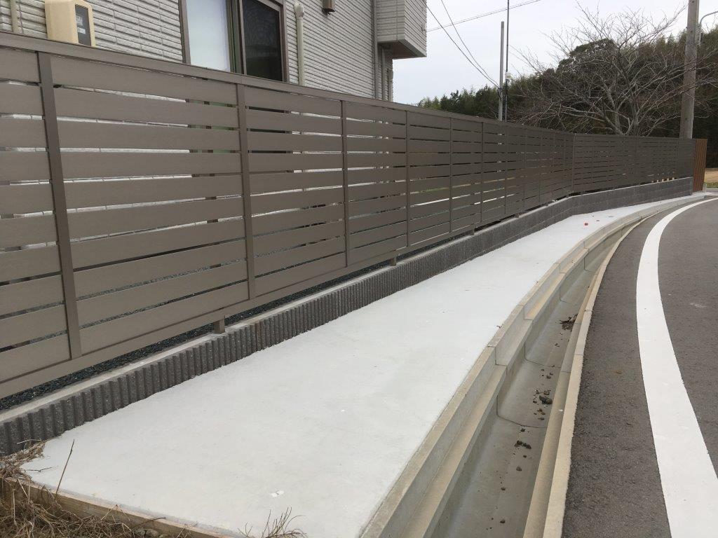 境界間詰めコンクリート・金鏝仕上げ