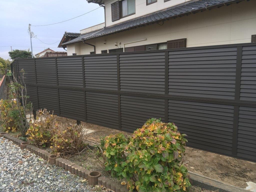 大型目隠しフェンス